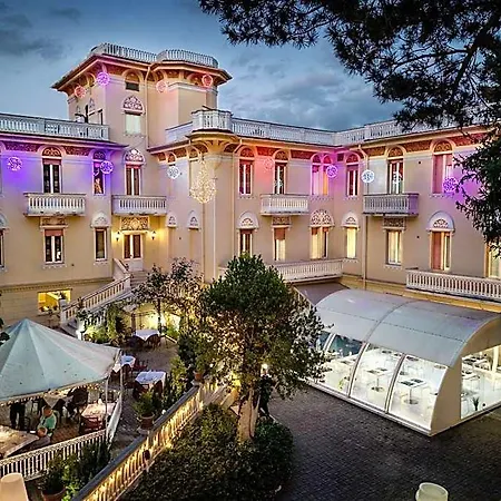 Relais Le Felci Executive Hotel 4*